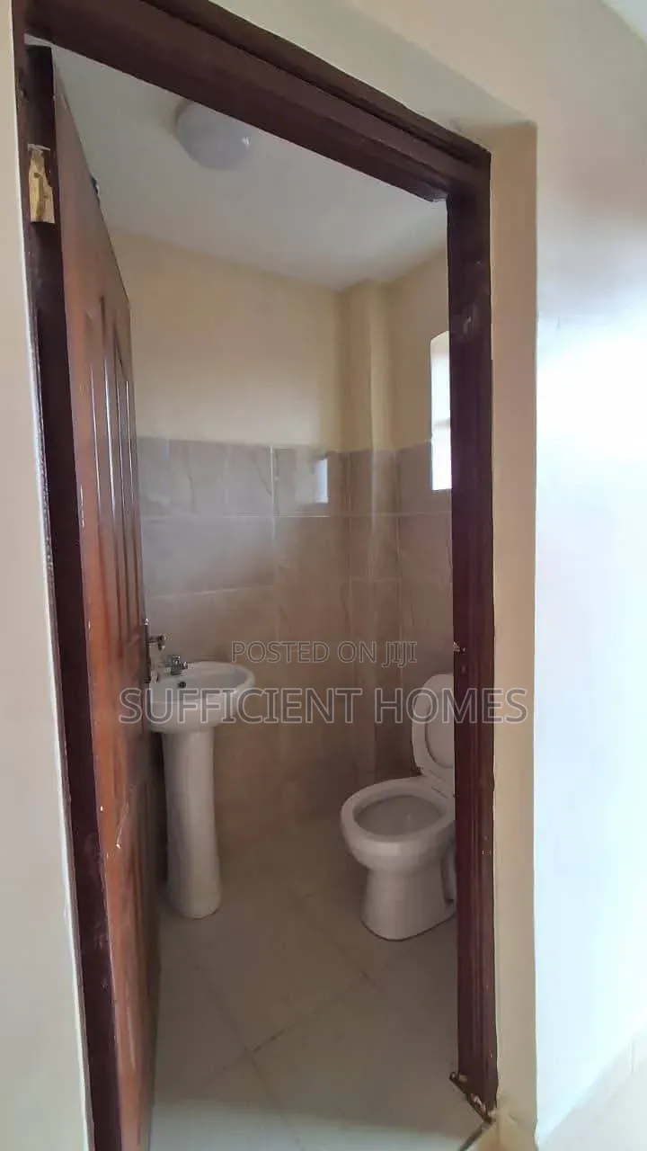Studio Apartment in Ruaka for rent