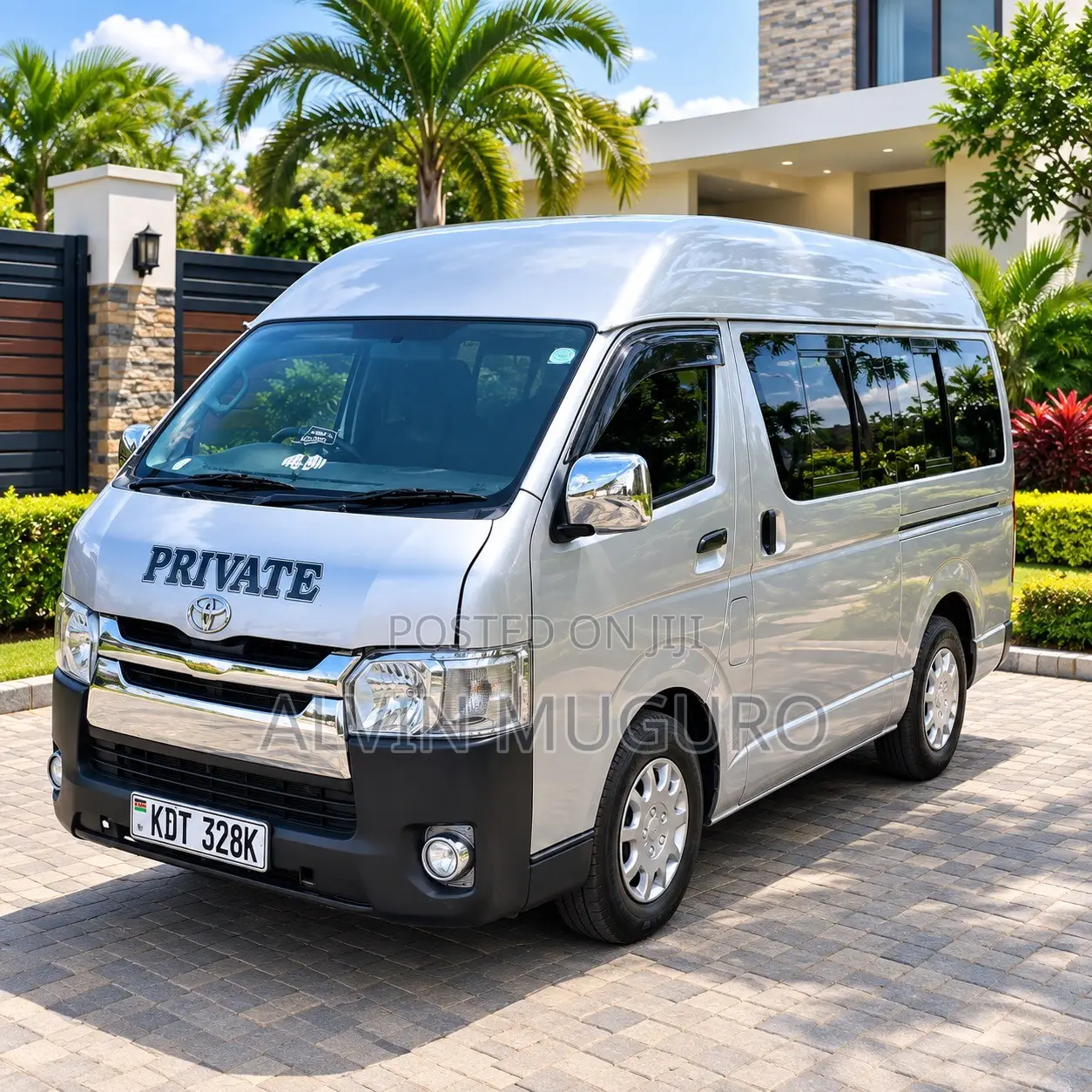 Toyota HiAce 2010 Silver