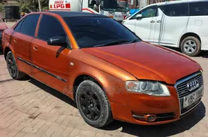 Audi A4 2.0 T 2007 Orange