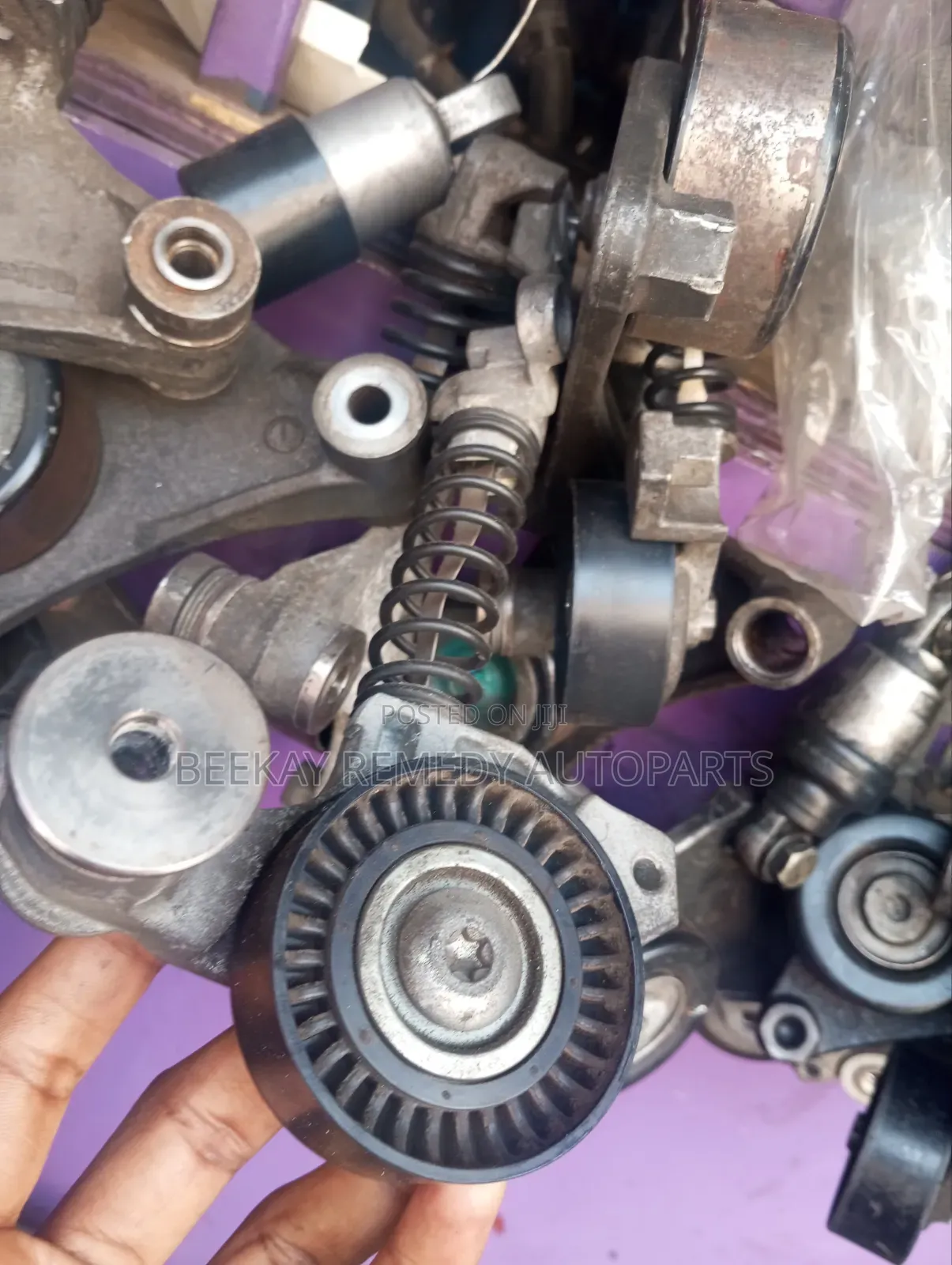 Toyota 1ZZ Tensioner. Wish, Avensis Isis
