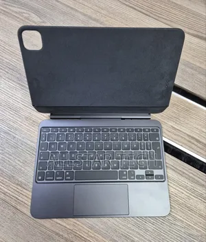 Apple Magic Keyboard for 11" iPad Pro (Black, US English)