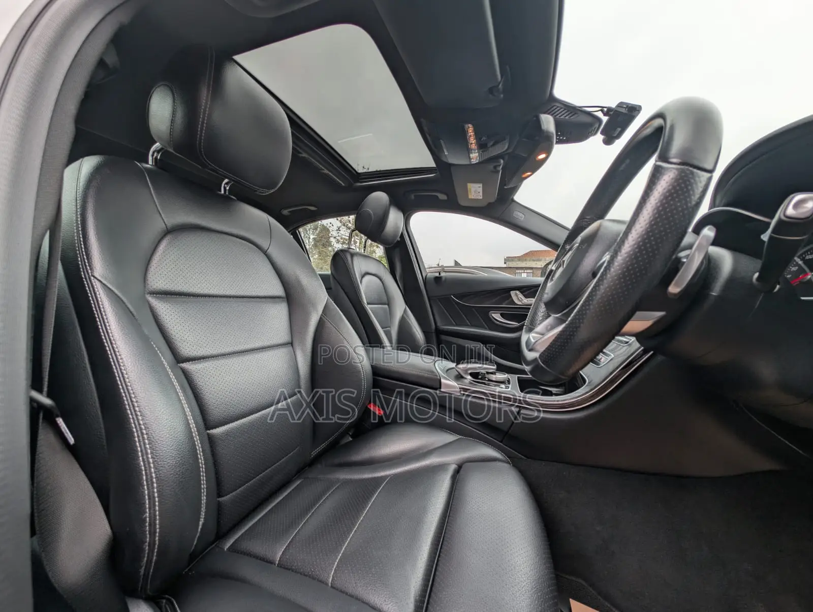 Mercedes-Benz C200 2019 White