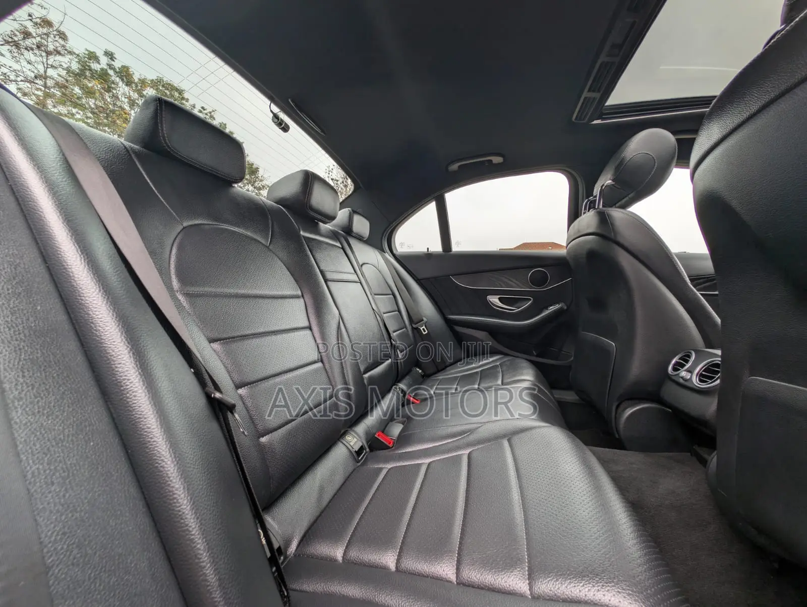 Mercedes-Benz C200 2019 White