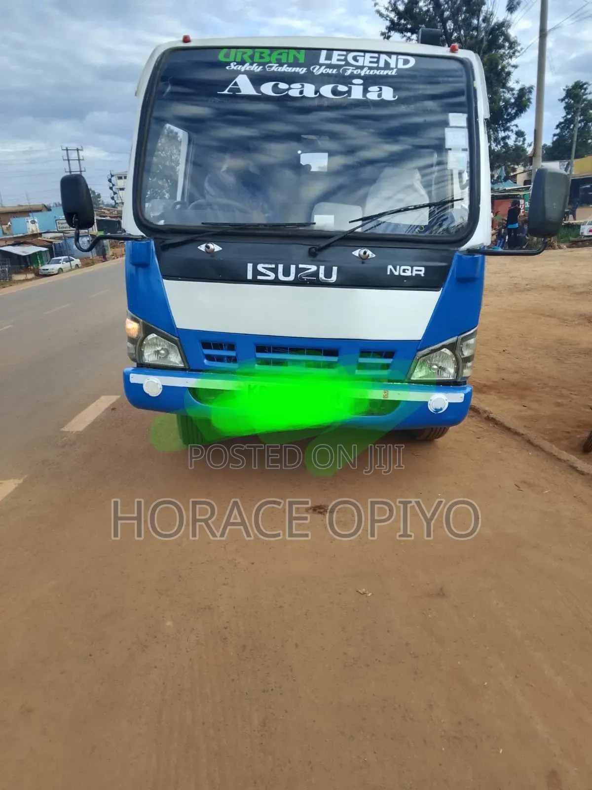 Isuzu NQR 2013 Blue