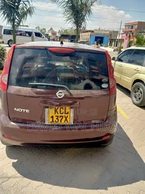 Nissan Note 2010 Burgundy