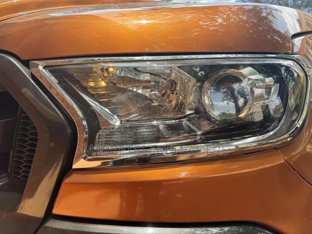 Ford Ranger 2016 Original Headlight Used - thumbnail 9