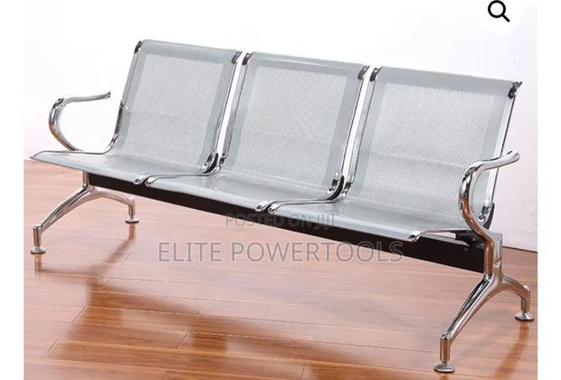 3-Link Non-Padded Waiting Bench - main view