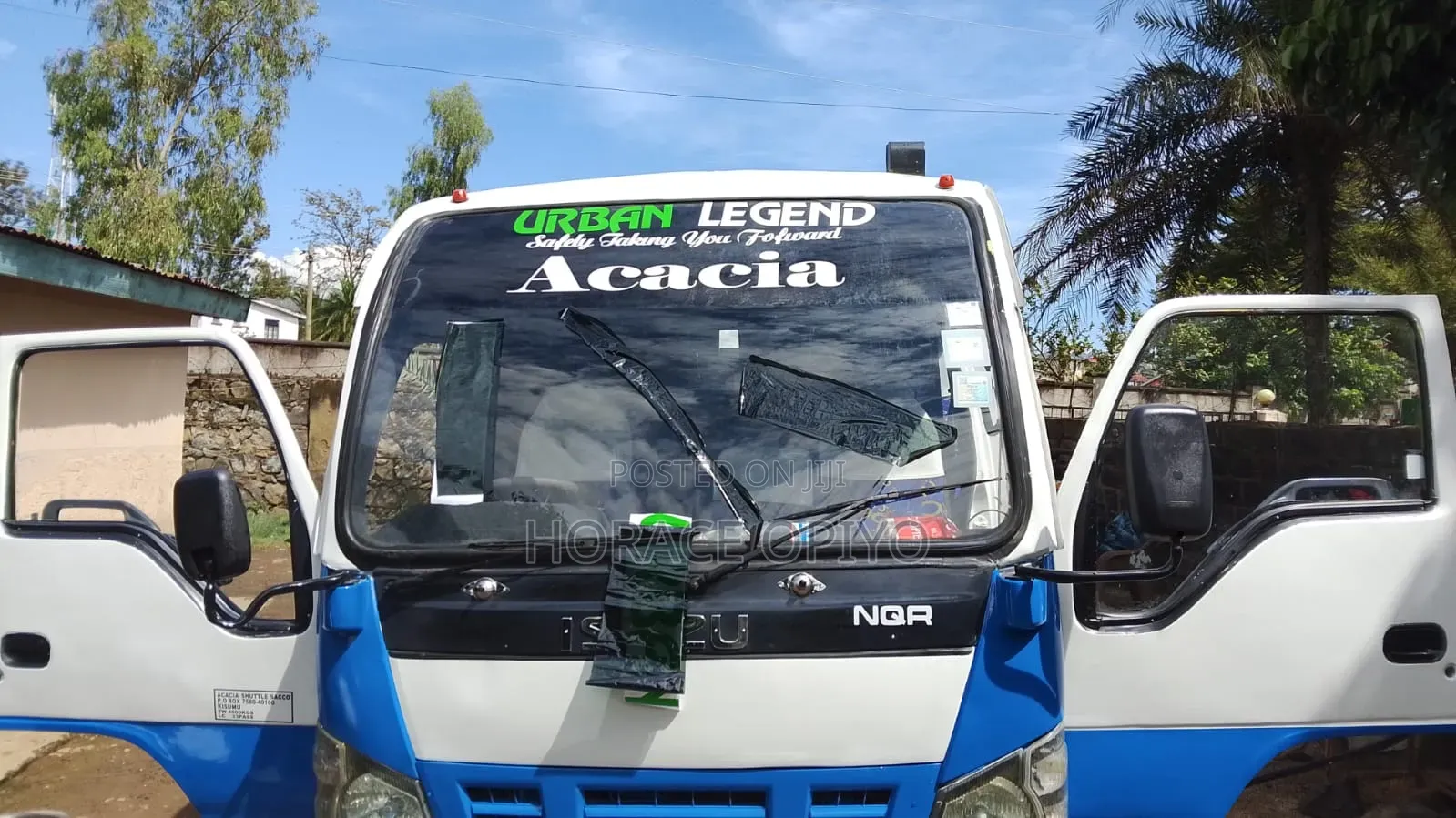 Isuzu NQR 2013 Blue