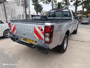 Isuzu D-MAX 2021 Silver