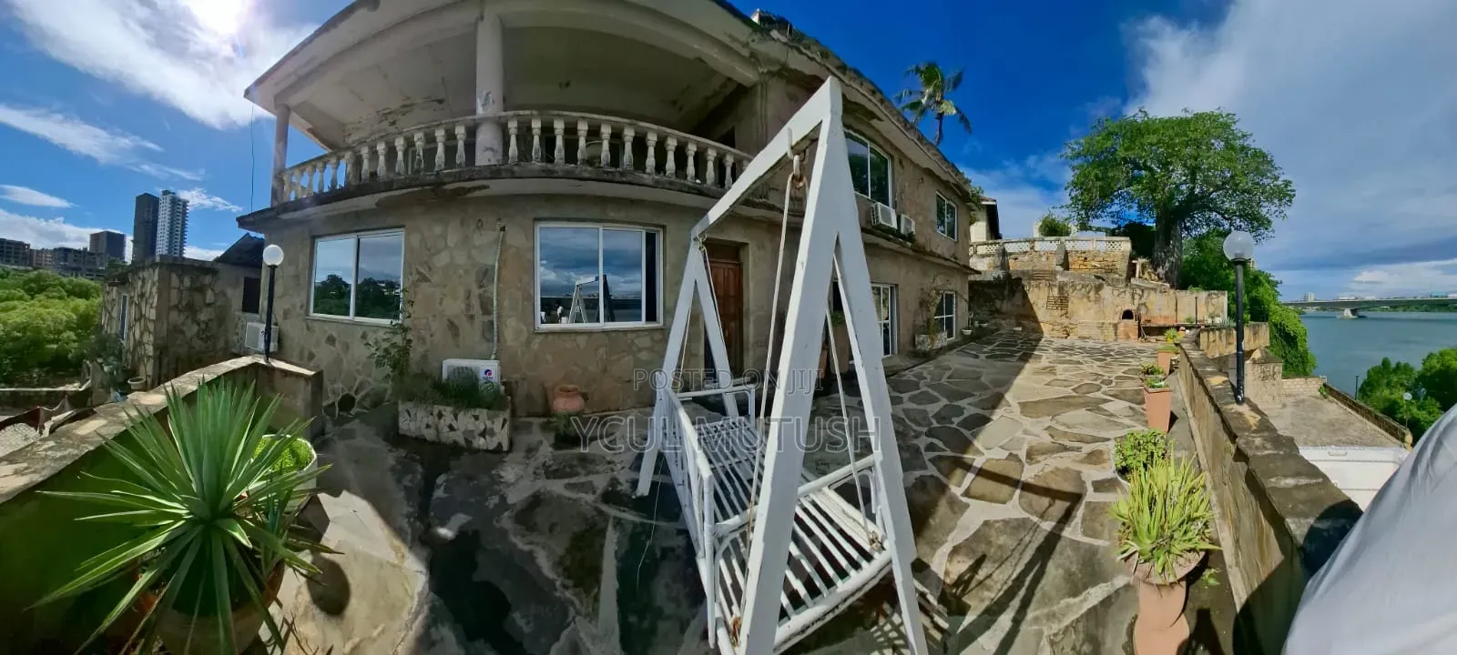 Furnished 8bdrm Apartment in Mombasa CBD for sale