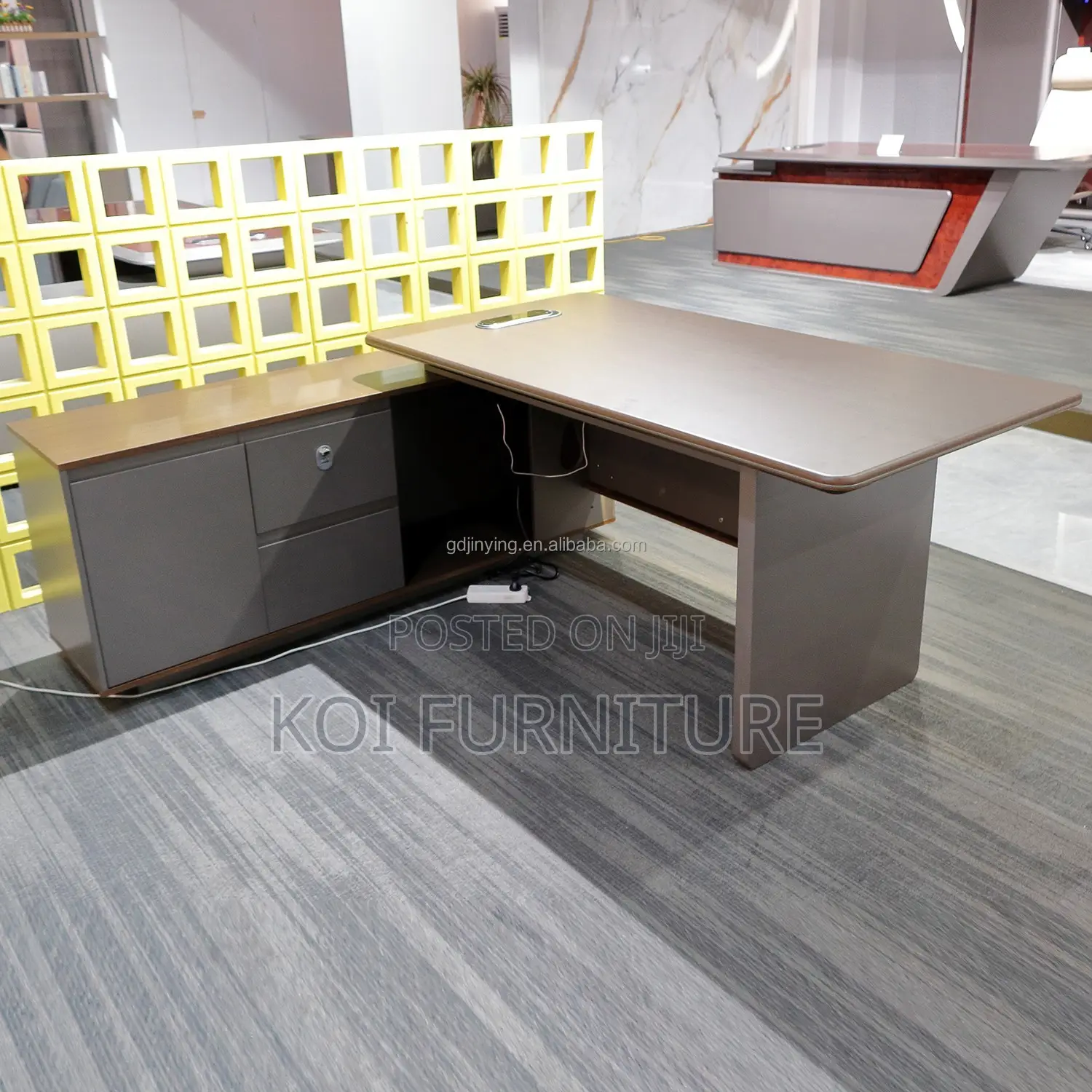 Office Desks; Executive 1.8 Meter Upgrade Office Bosses Desks
