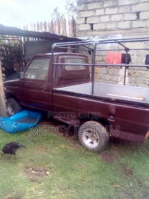 Toyota Allex 2000 Maroon