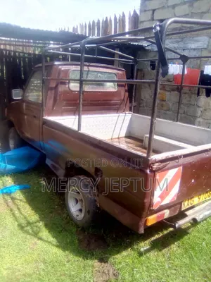 Toyota Allex 2000 Maroon
