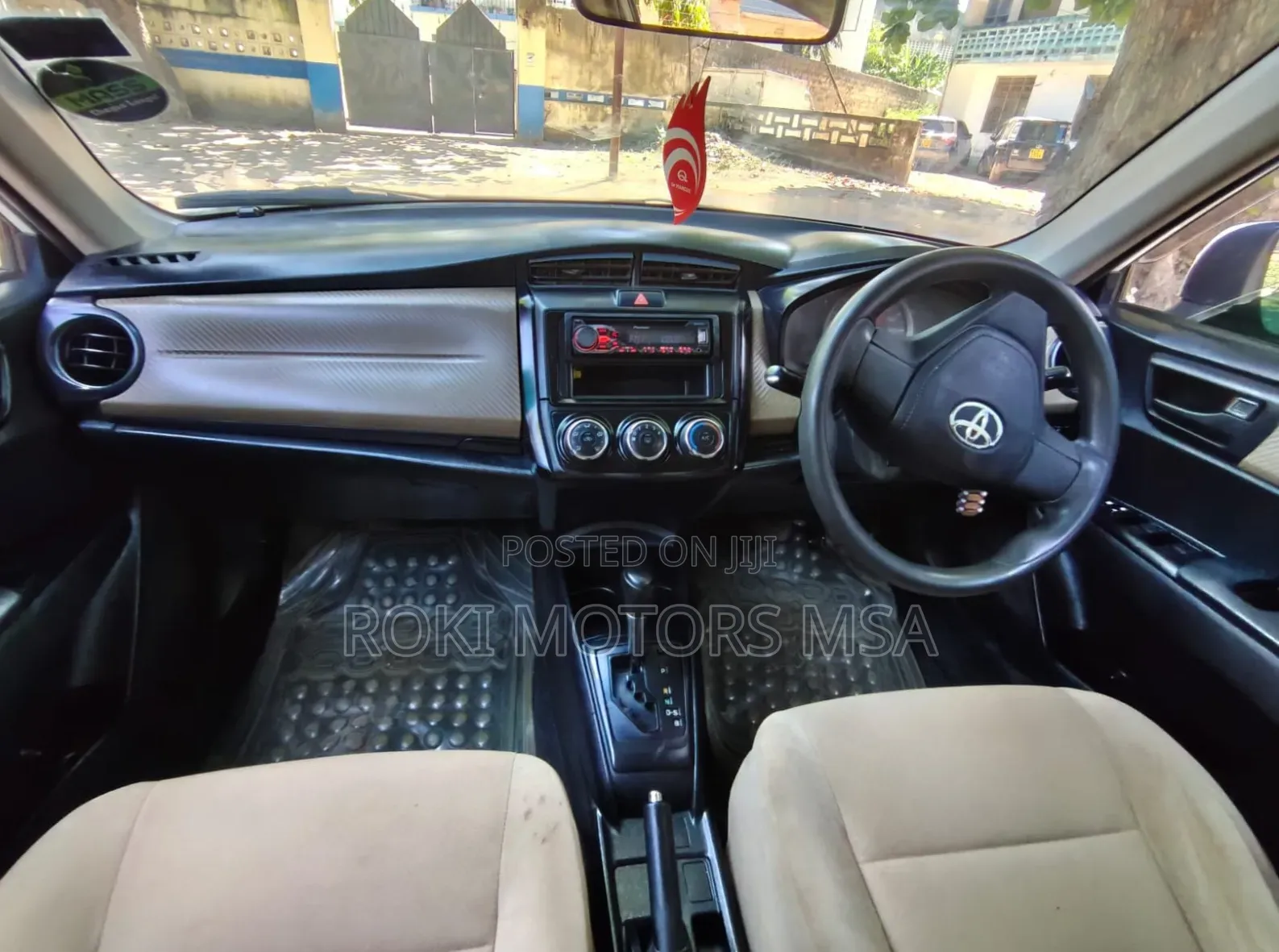Toyota Axio 2014 White