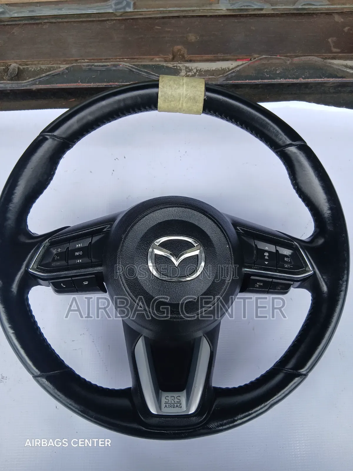 Mazda (3) Axela Steering Airbag