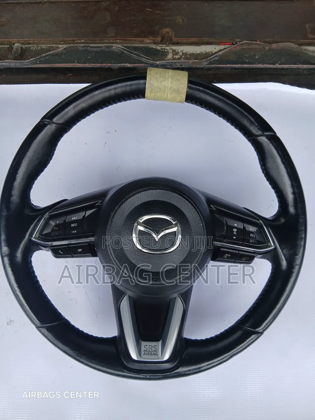 Mazda (3) Axela Steering Airbag