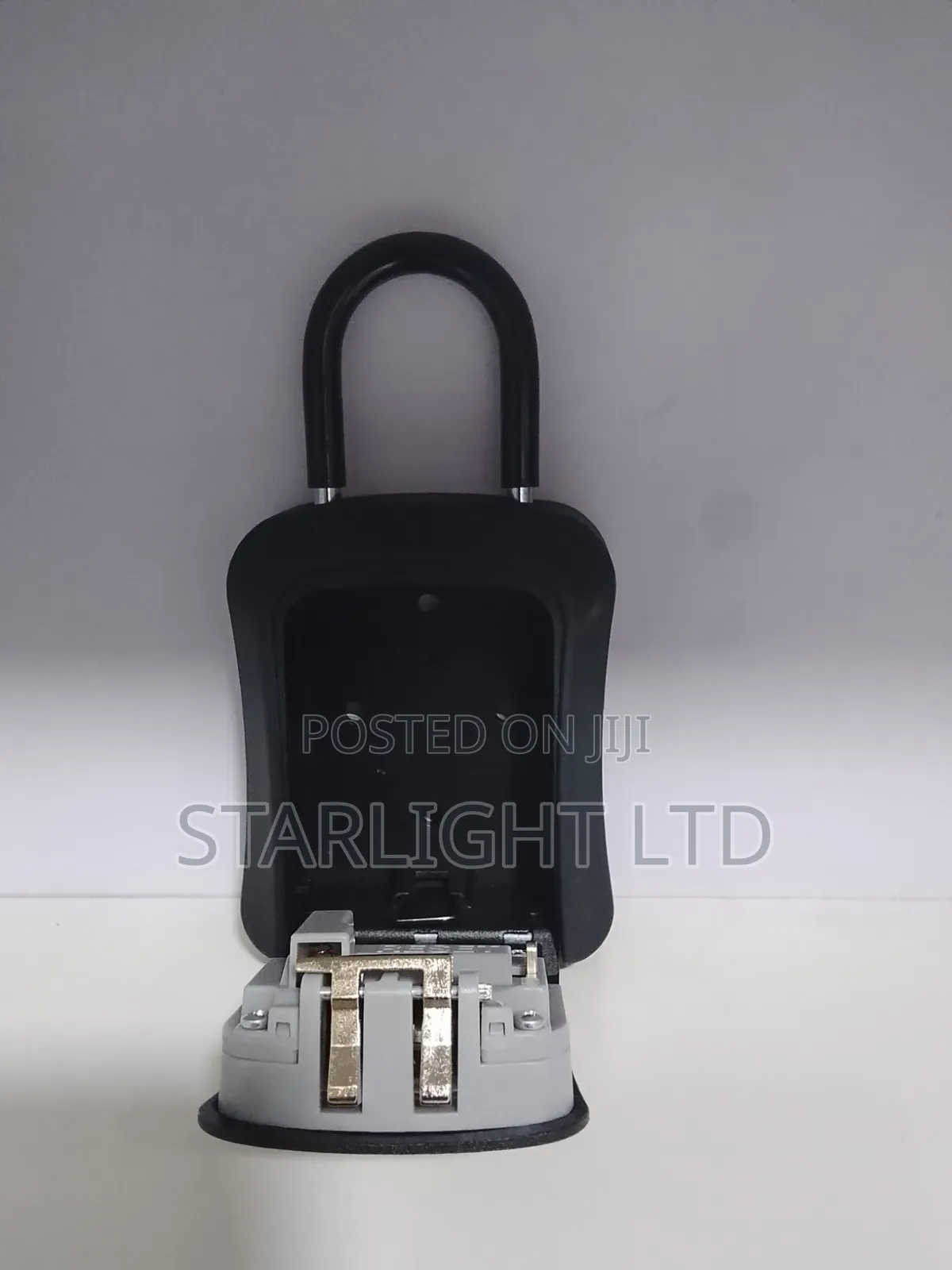 Key Lock Box – Waterproof Outdoor Wall Mount Security Key Safe