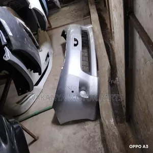 Toyota ISIS MODEL 2008 Front Bumper Complete With Fog Lamps, Ex Japan