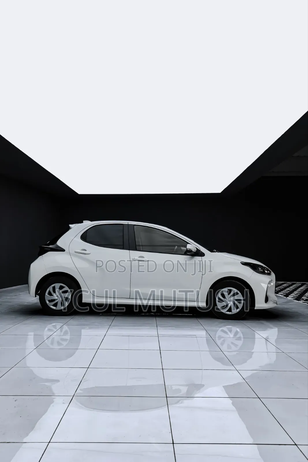 Toyota Yaris 1.5 Sedan LE 2020 White