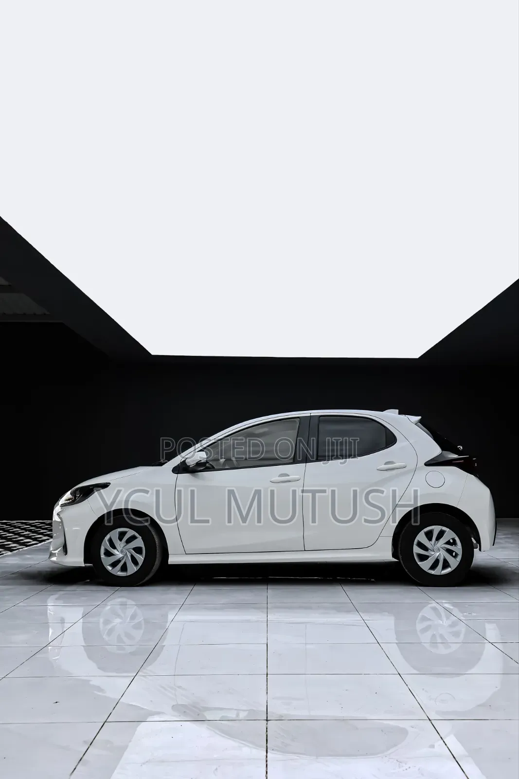 Toyota Yaris 1.5 Sedan LE 2020 White