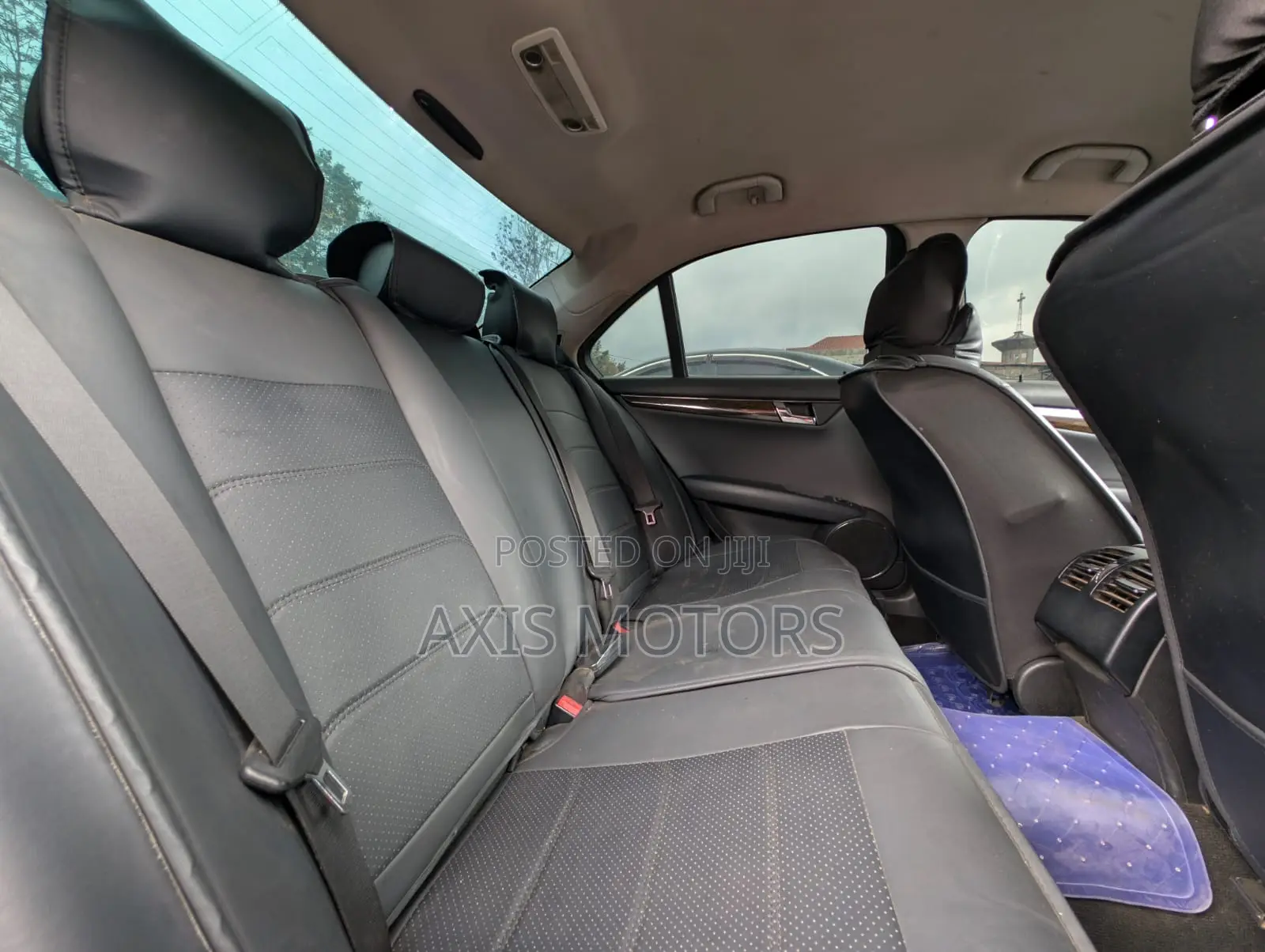 Mercedes-Benz C220 Classic 2010 Gray