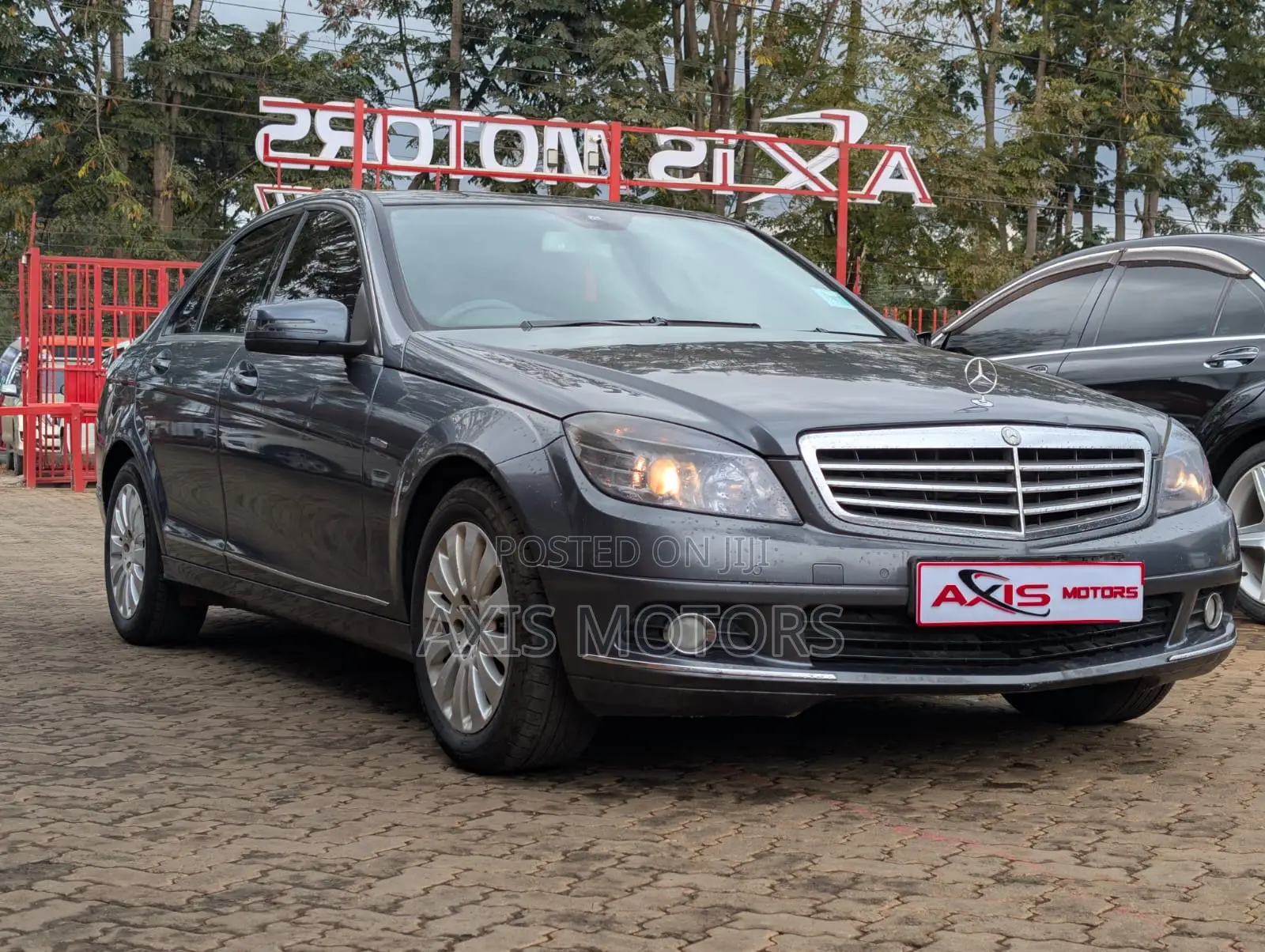 Mercedes-Benz C220 Classic 2010 Gray