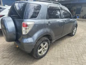 Toyota Rush 2012 Gray