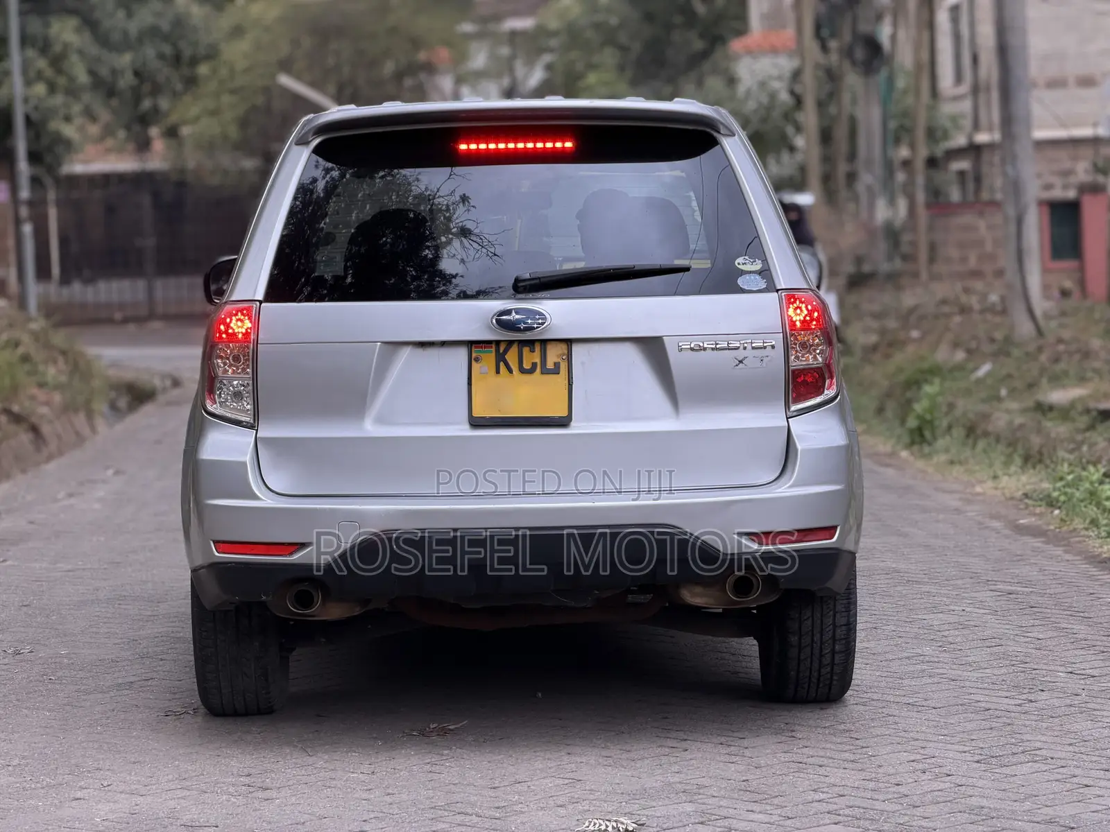 Subaru Forester 2010 Silver