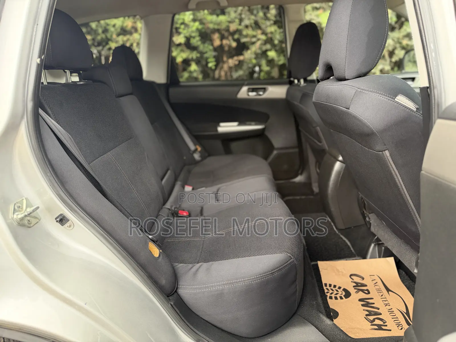 Subaru Forester 2010 Silver