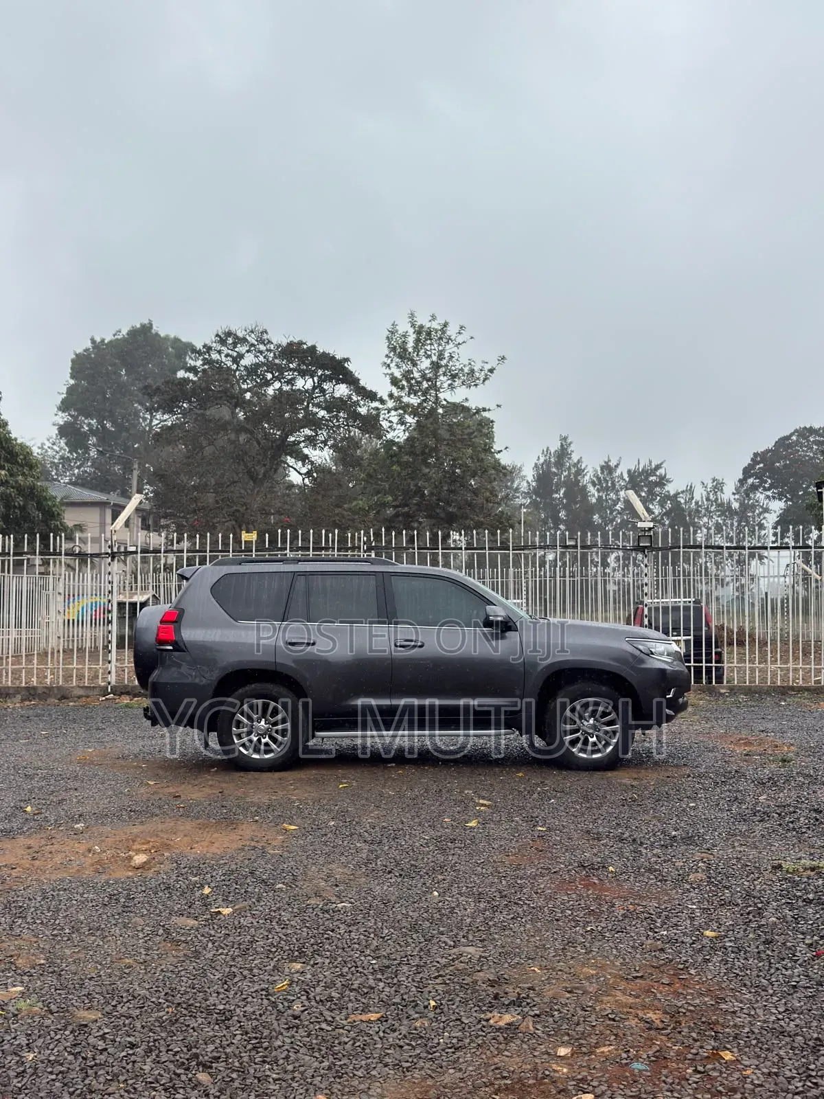 Toyota Land Cruiser Prado 3.0 190hp 2020 Gray