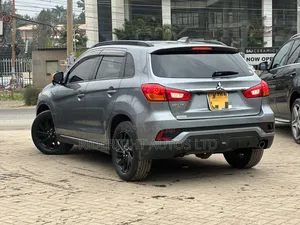 Mitsubishi RVR 2018 Gray