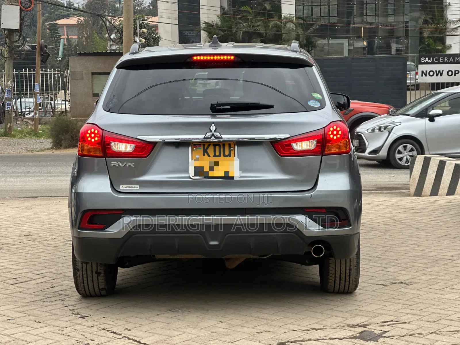 Mitsubishi RVR 2018 Gray