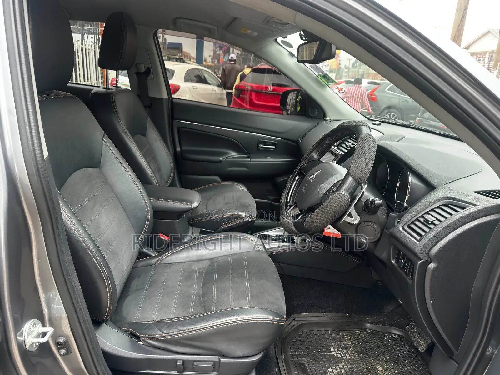 Mitsubishi RVR 2018 Gray