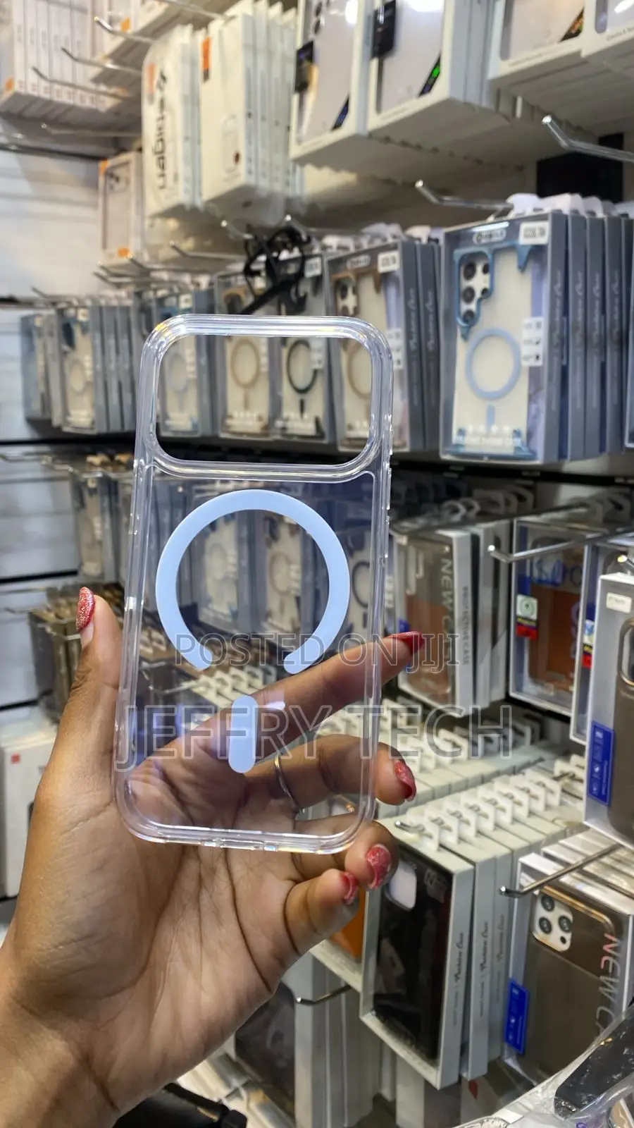 Transparent MagSafe Clear Case Smartphones Like iPhone 17 Pro Max.