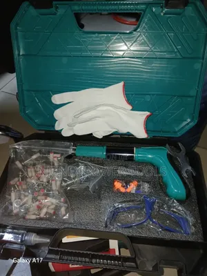 Heavy-Duty Manual Rivet Gun