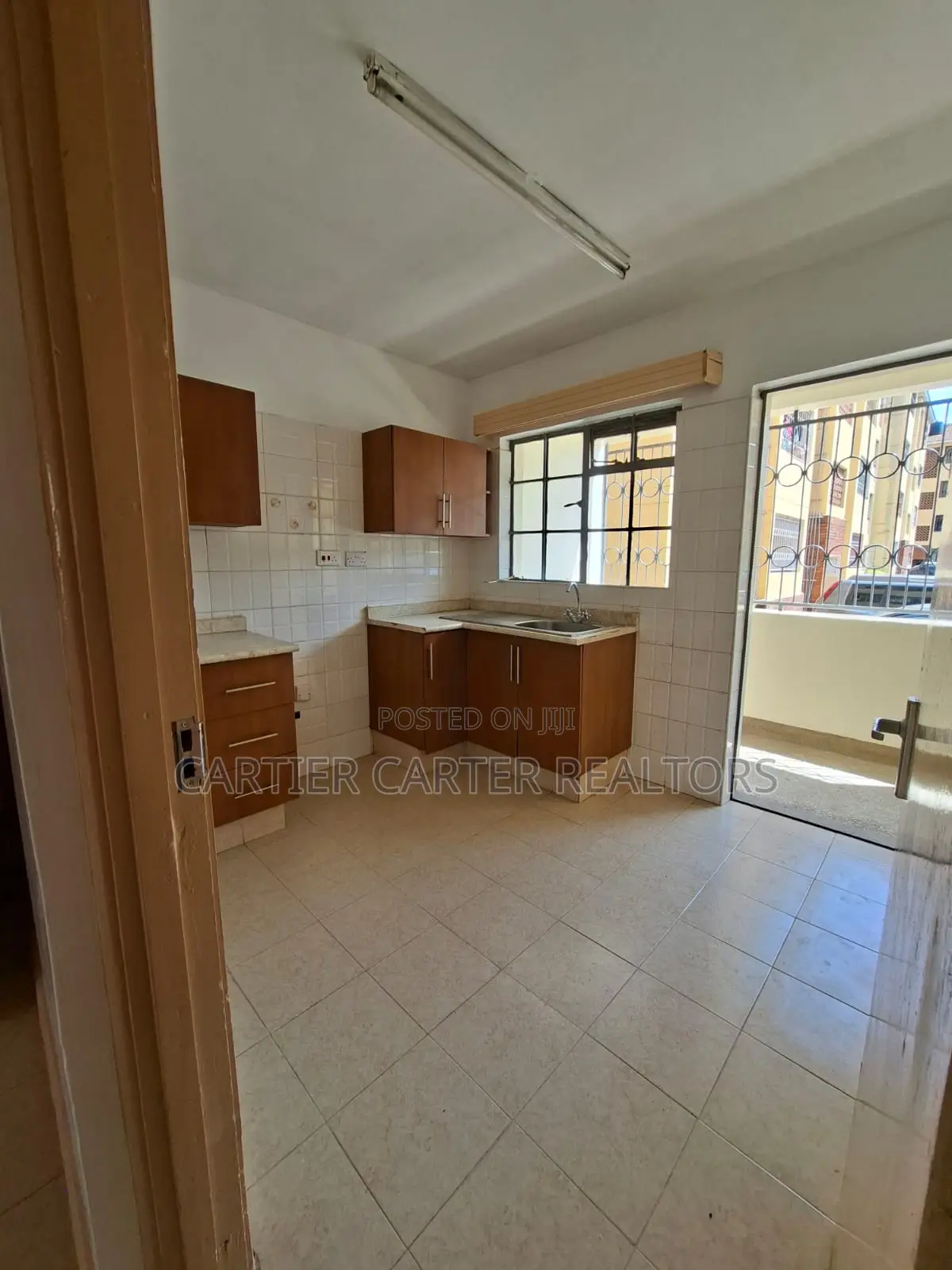 3bdrm Apartment in Imara Daima, City Cabanas for sale