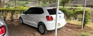 Volkswagen Polo 2013 White