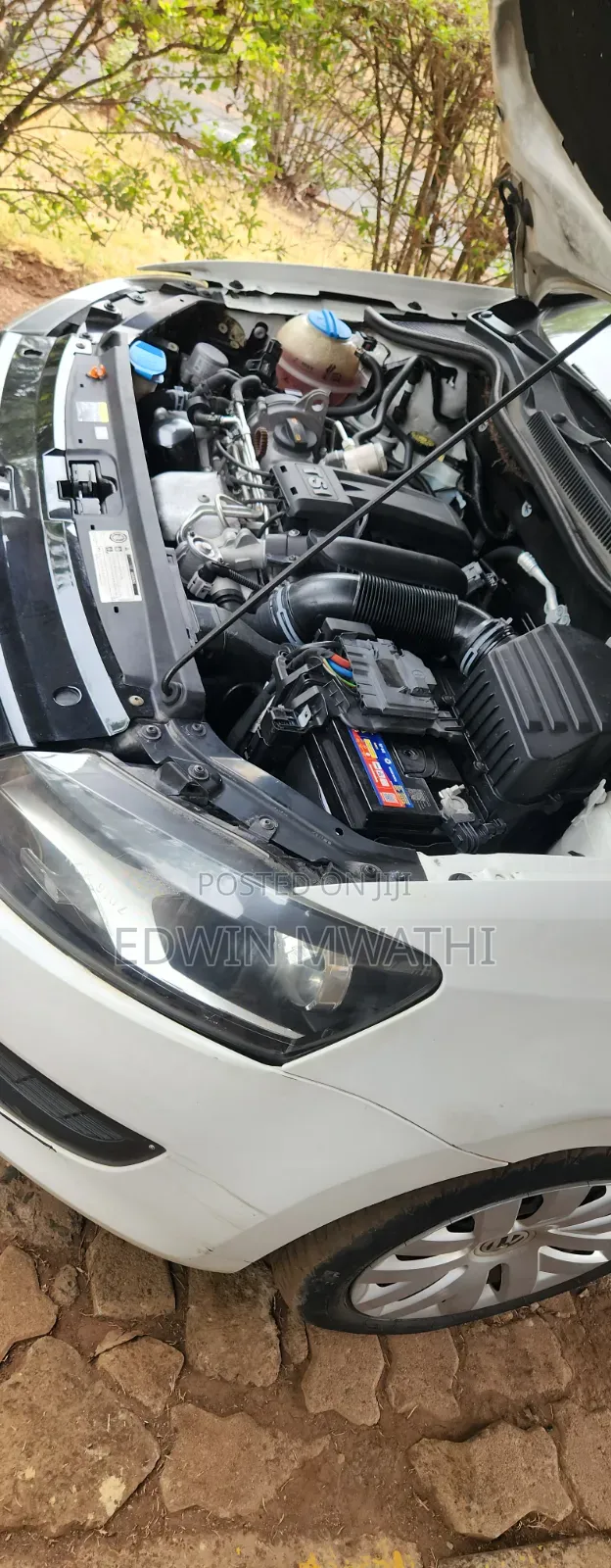 Volkswagen Polo 2013 White
