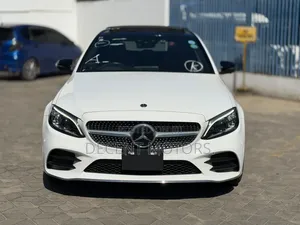 Mercedes-Benz C200 2019 White