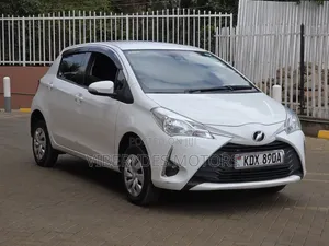Toyota Vitz 2019 White