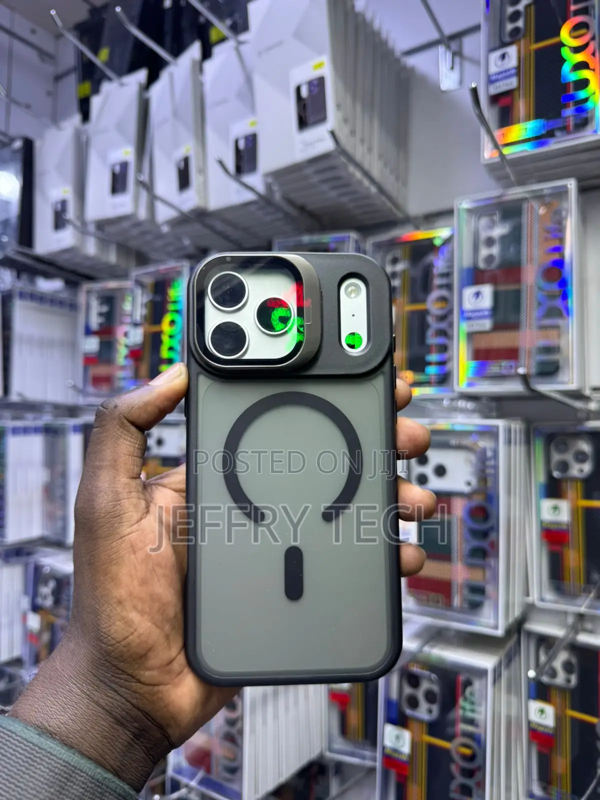 Frosted Magnetic Case With an Camera Stand and Lens iPhone 17 PRO MAX