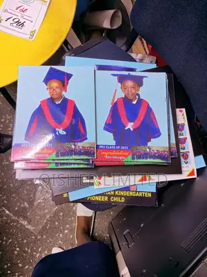 Graduation Potraits - Celebrate