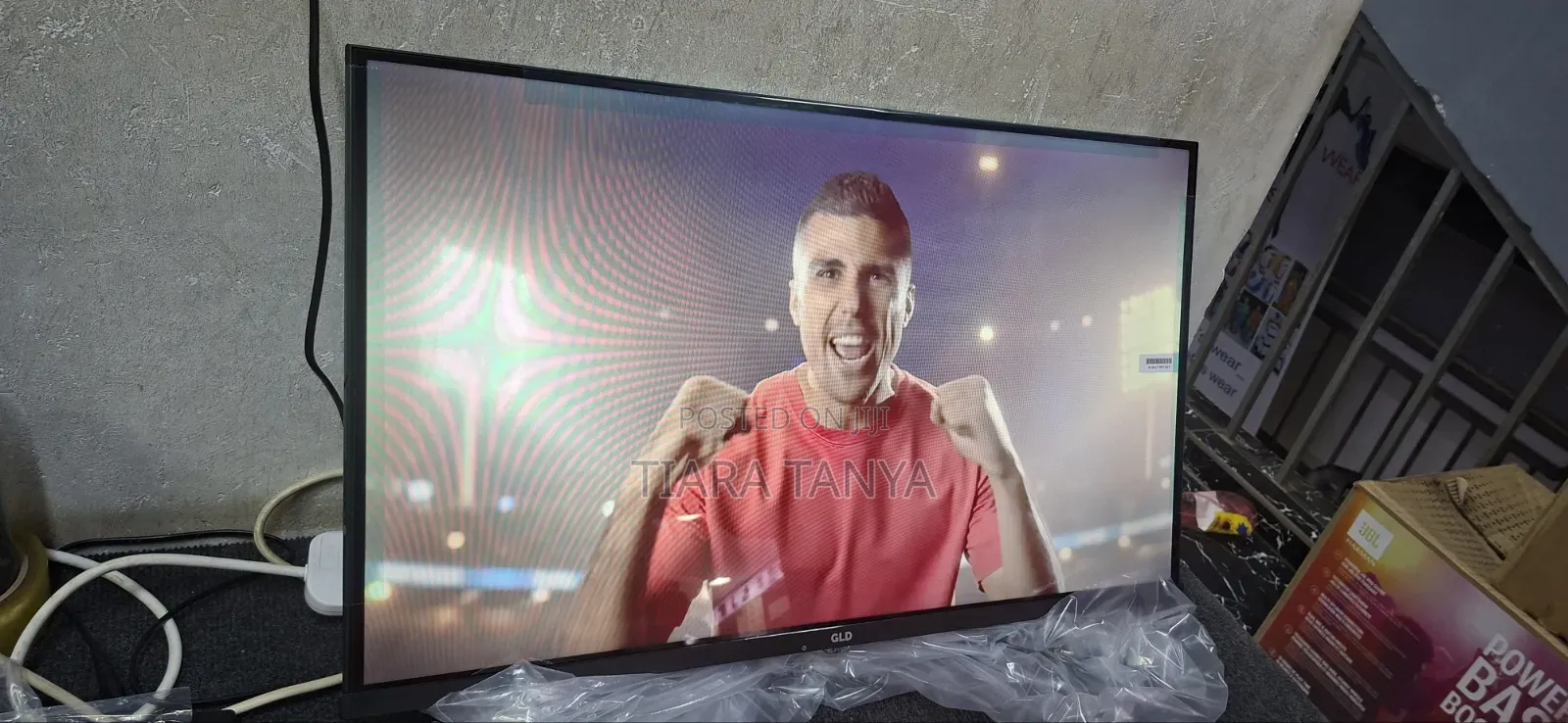 GLD GLD32" Inches Frameless Smart Android TV,