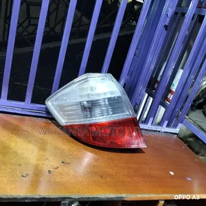 Honda Fit Break Lamp, Model 2010/2012. Ex Japan Motor Parts