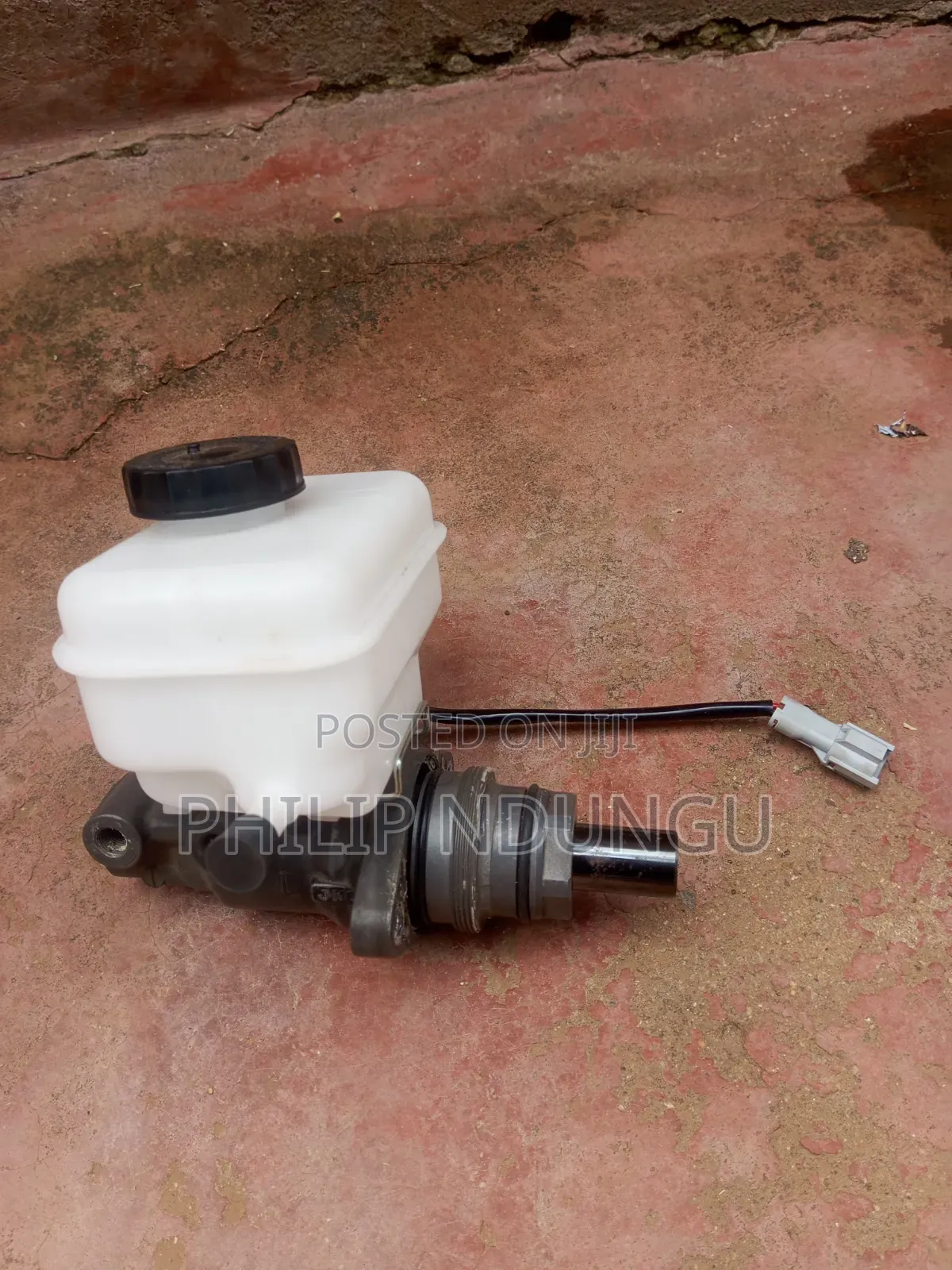 Toyota 7l Brake Master Cylinder