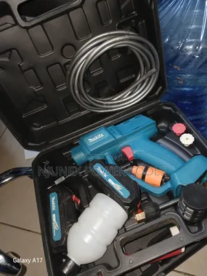 Portable Cordless Pressure Washer Kit,