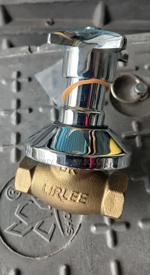 1/2 Lirlee Stopcork