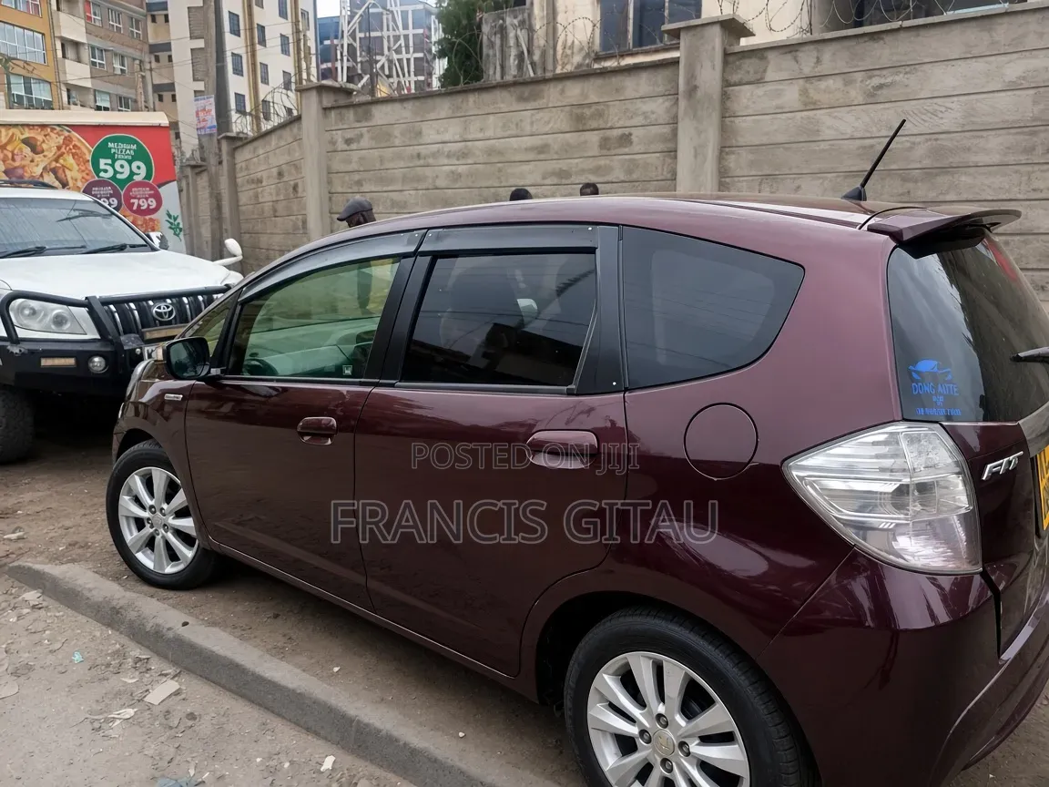 Honda Fit 2013 Burgundy