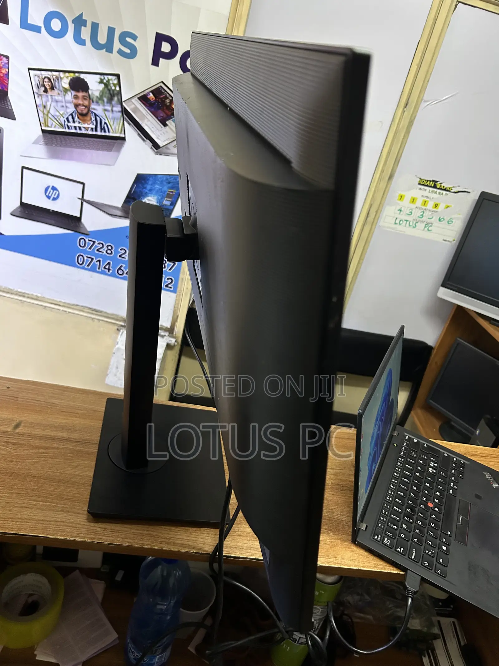 Samsung 32inches Display