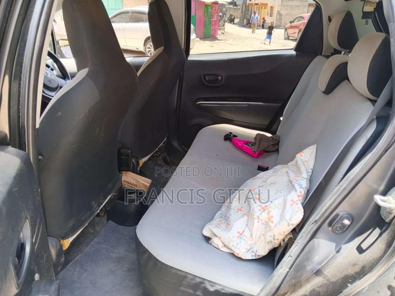 Toyota Vitz 2013 Black